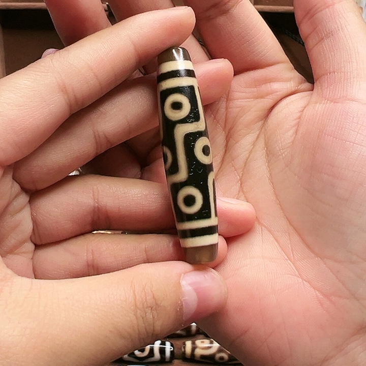 玛瑙/玉髓颈饰未镶嵌老****?