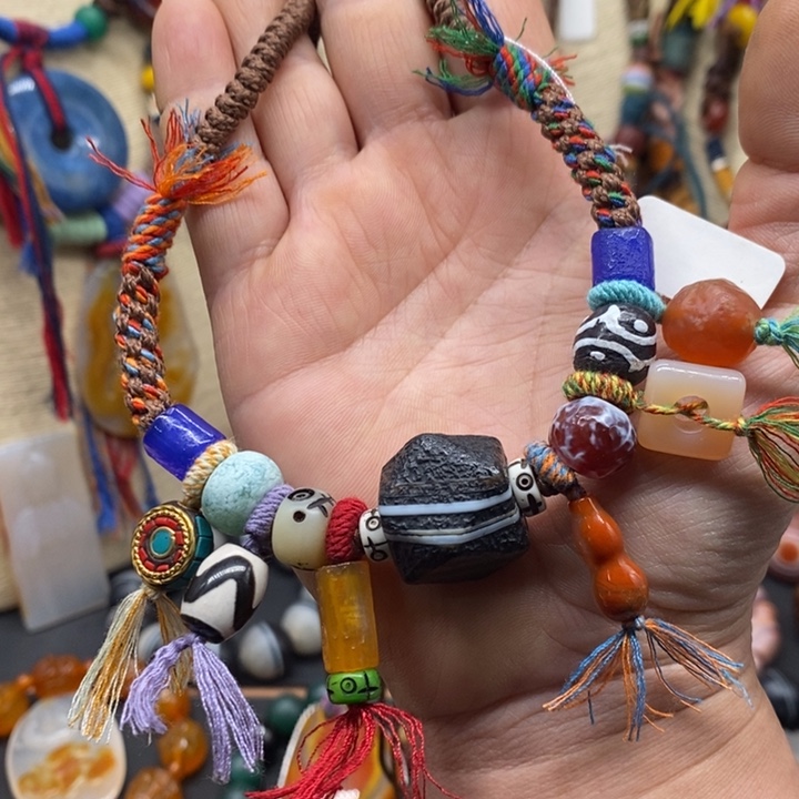 玛瑙/玉髓颈饰未镶嵌