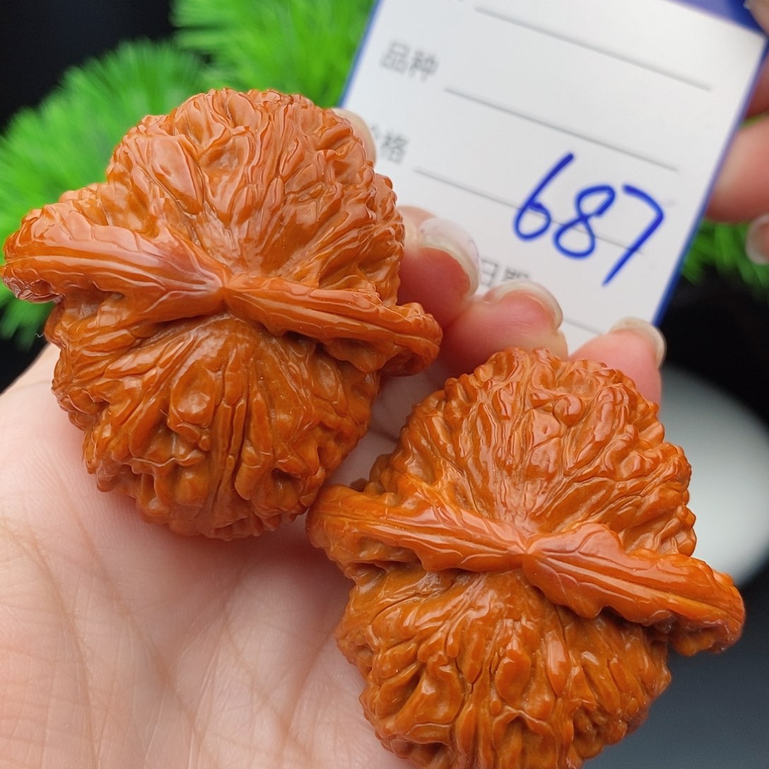 文玩核桃把件45球白687