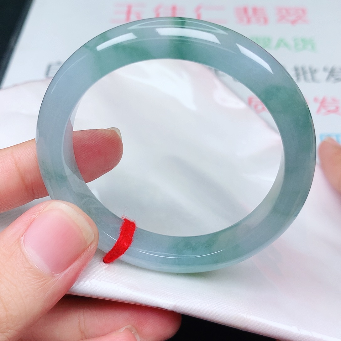 未镶嵌手镯翡翠天然翡翠手镯