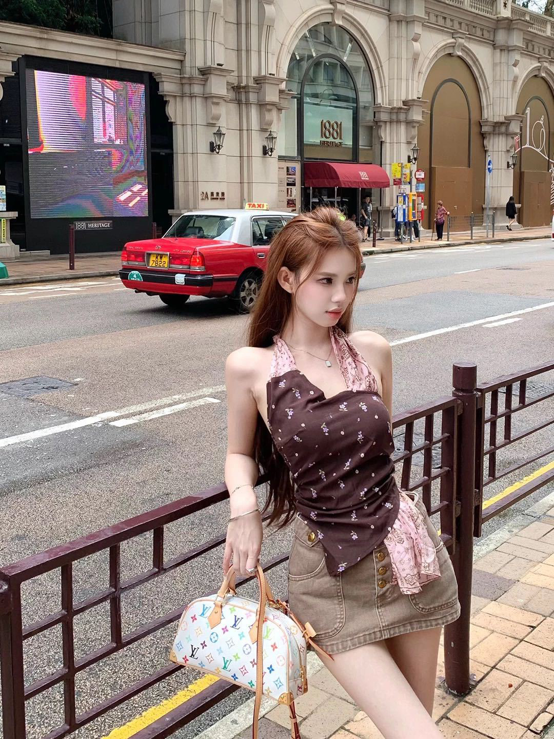 设计感小众碎花挂脖露背吊带背心女夏季外穿性感纯欲风