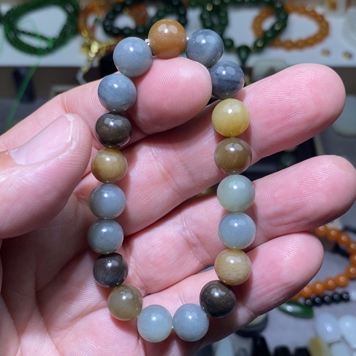 和田玉未镶嵌手链