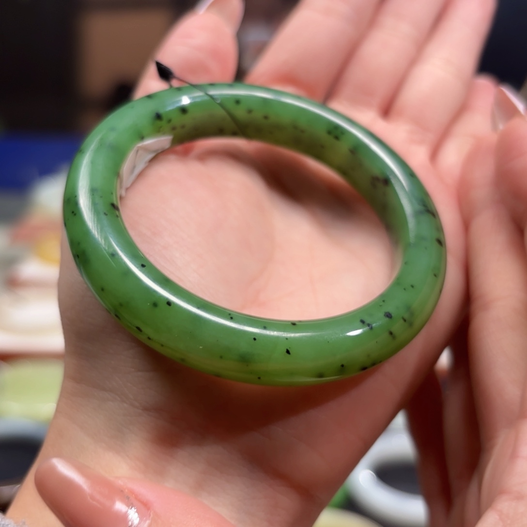 和田玉未镶嵌手链56圈