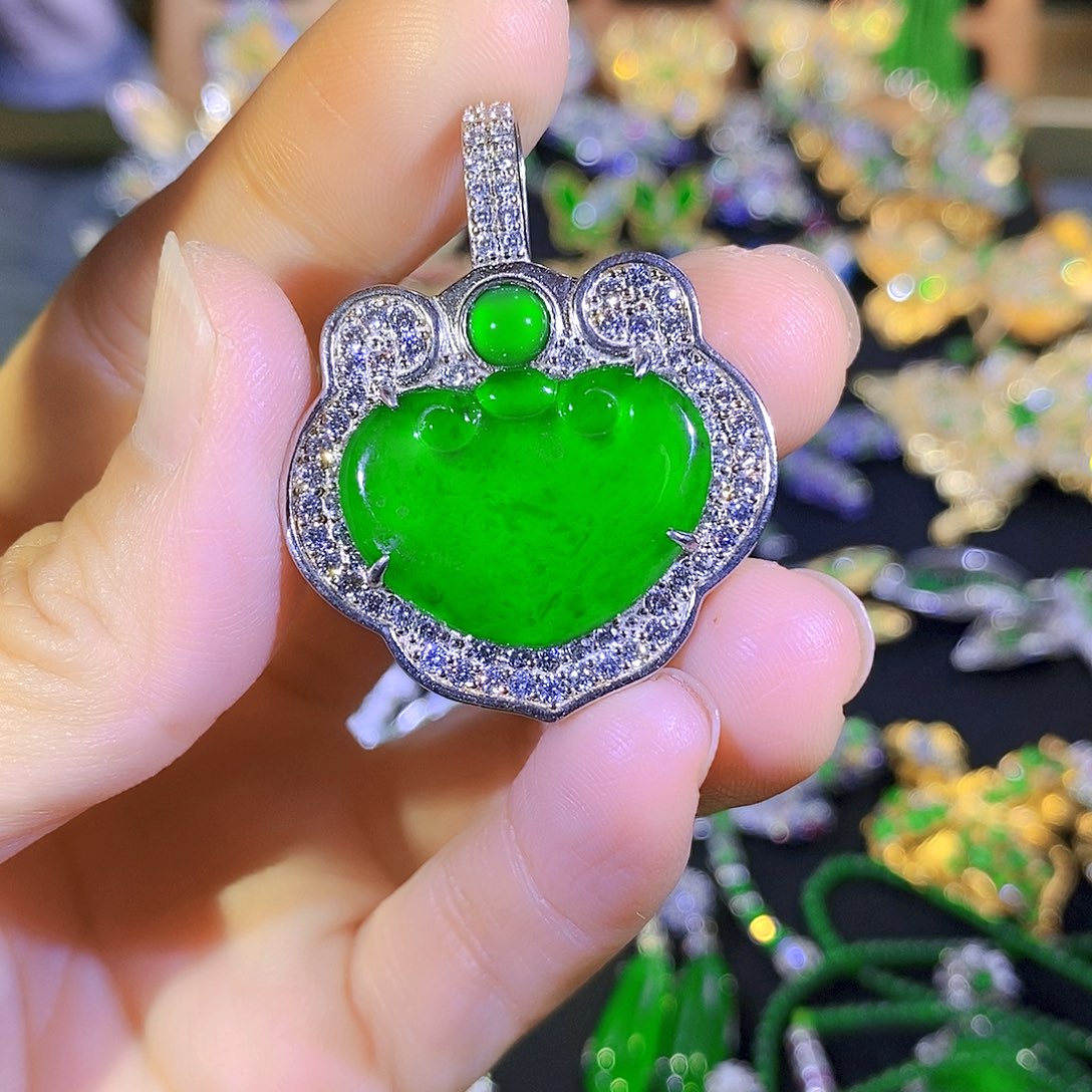 吊坠(不含链)银S925镶嵌翡翠