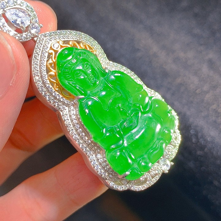 【闪购商品】翡翠颈饰未镶嵌翡翠