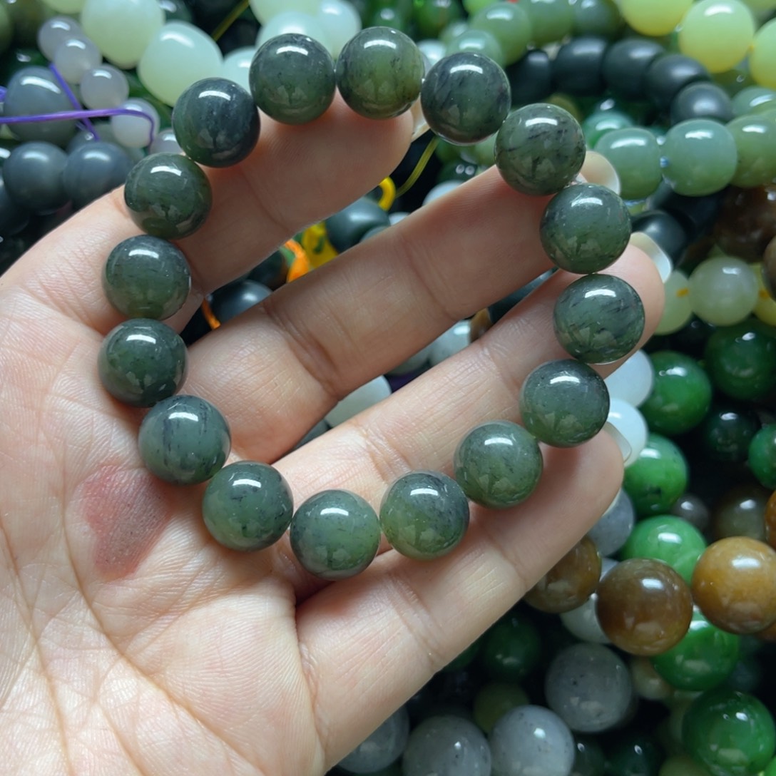 和田玉手链未镶嵌