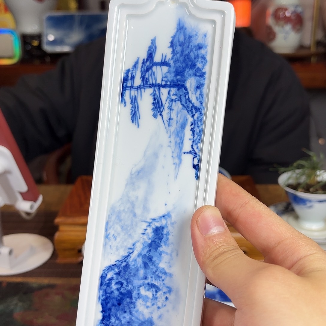 王庆龙老师手绘陶瓷