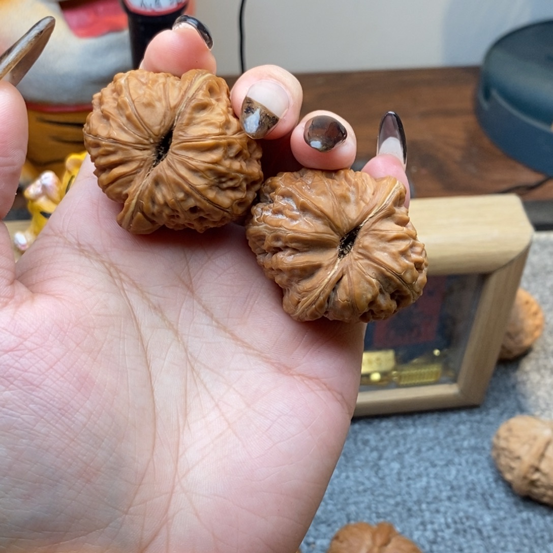 招***宝文玩核桃吊坠元宝