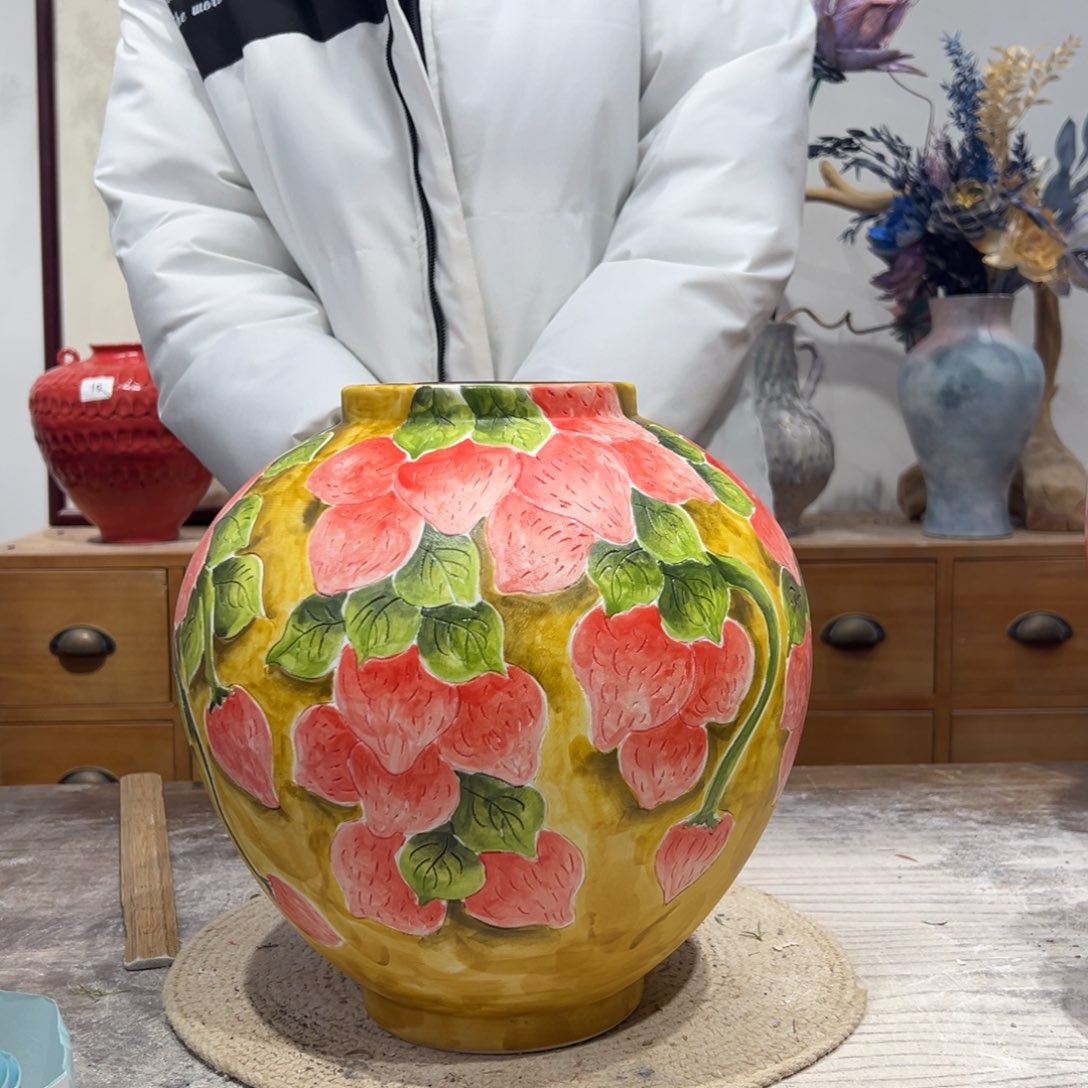 摆件陶瓷花瓶高27口10