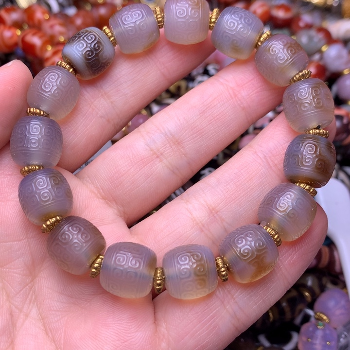 玛瑙/玉髓未镶嵌原创设计款发一条