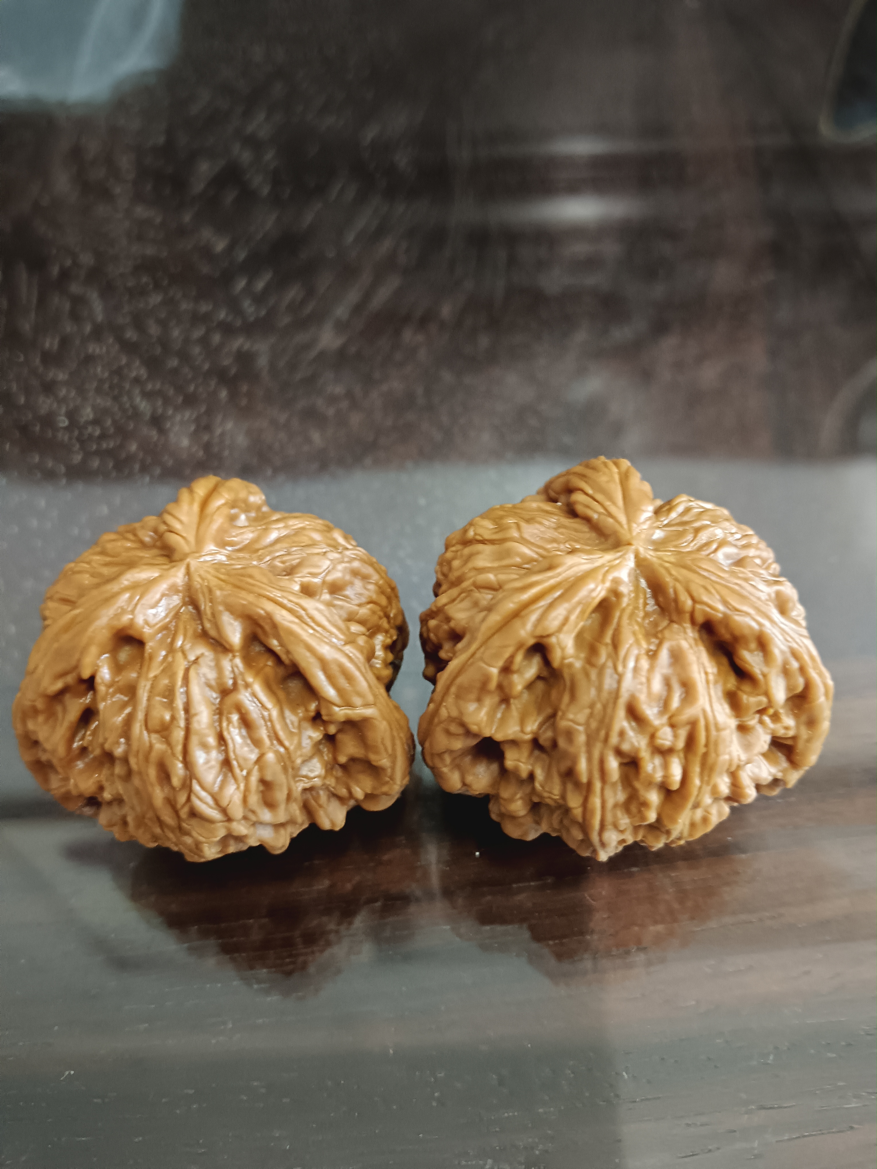 文玩核桃白狮子三棱40尺  矮桩粗棱爆肉