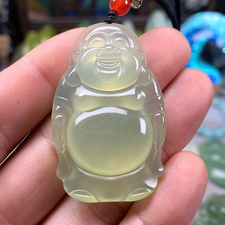 蛇纹石玉挂坠未镶嵌