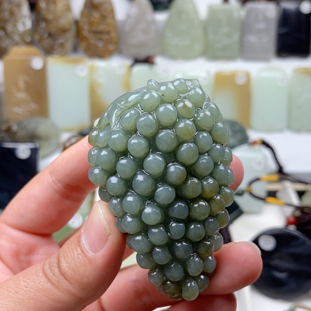 和田玉（糖玉）颈饰未镶嵌