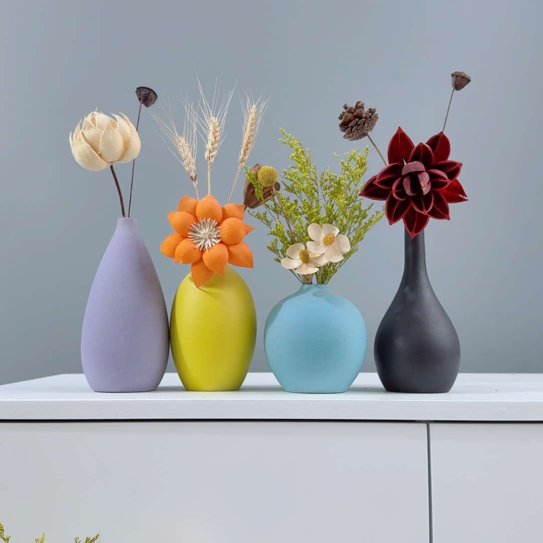 摆件陶瓷小花瓶含花总高约20-30cm