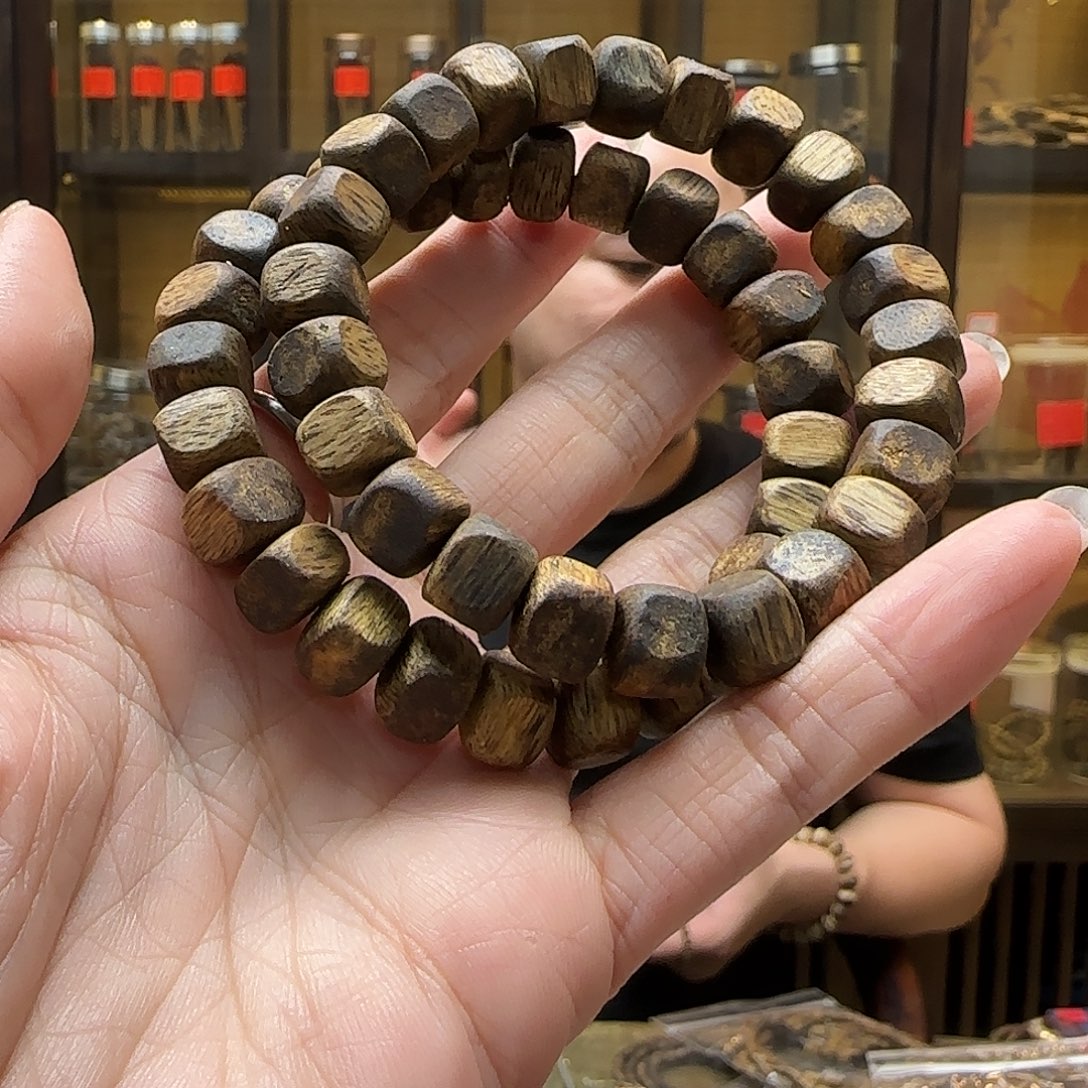 手串沉香22国香奇楠方珠单圈 9mm9g+多样性发一串
