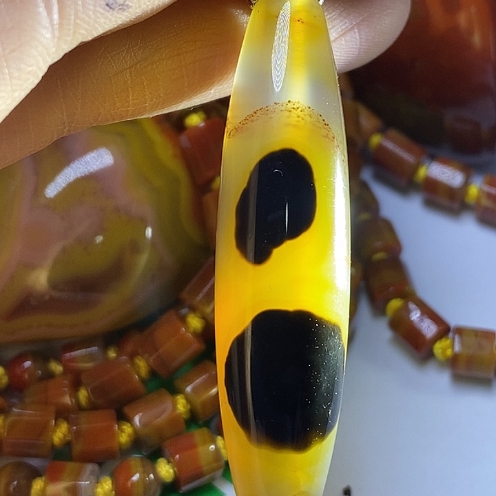 玛瑙/玉髓颈饰未镶嵌