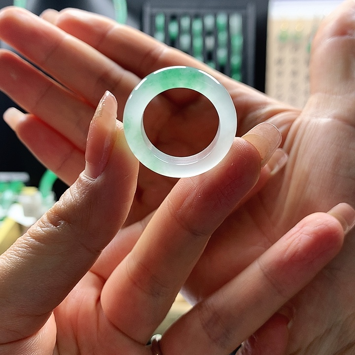 石英质玉戒指17未镶嵌