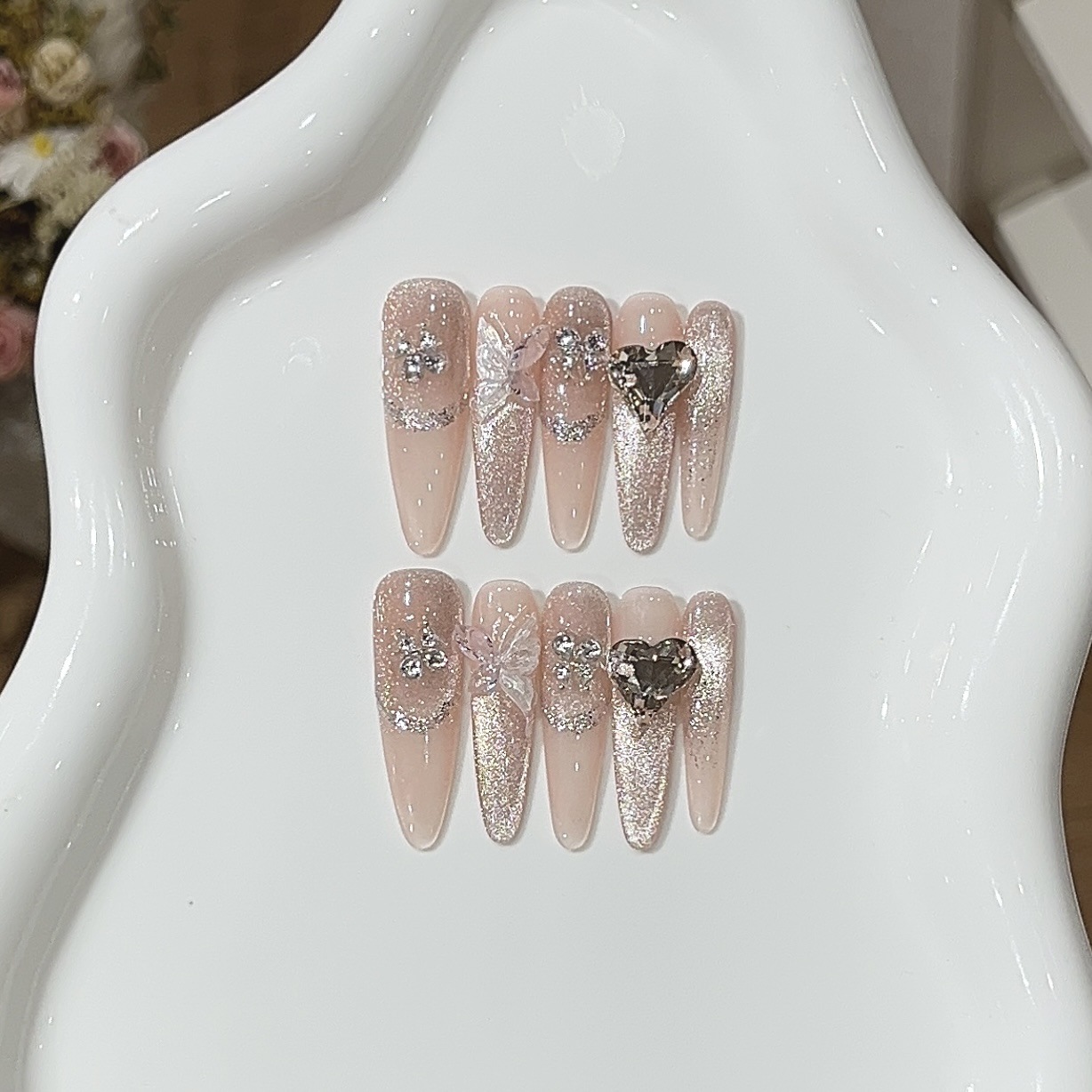 【星芒汽泡】纯欲感爆闪渐变裸粉猫眼冰透歪心穿戴甲纯手工