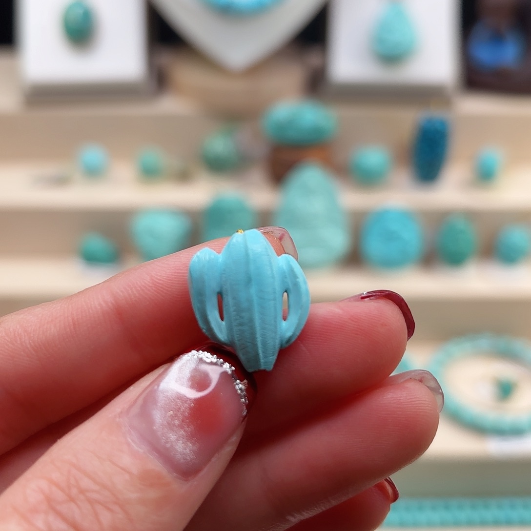 绿松石配饰未镶嵌