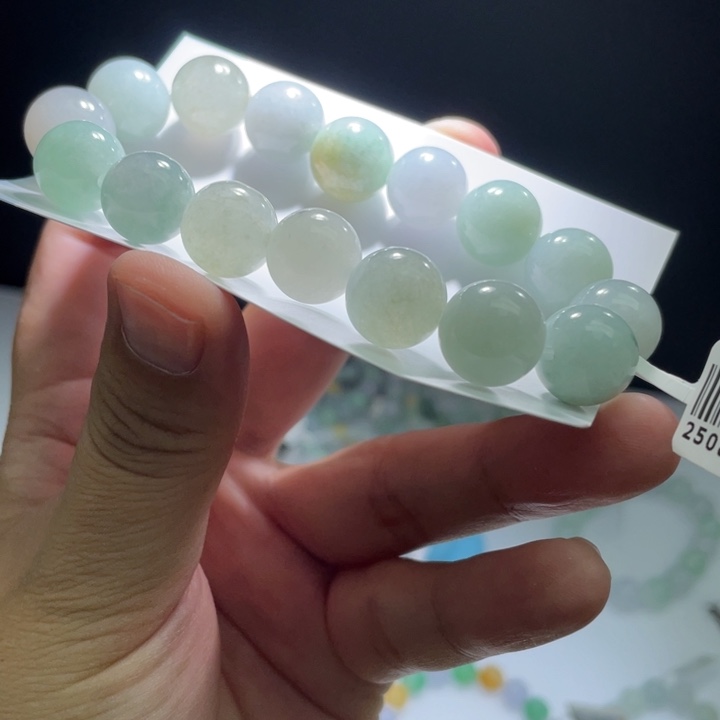 未镶嵌定制翡翠翡翠卡12+