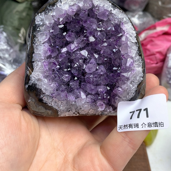 紫晶大型摆件（非配饰）未镶嵌