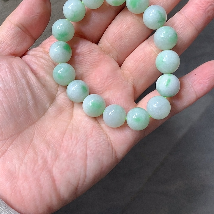 翡翠颈饰未镶嵌12mm绿