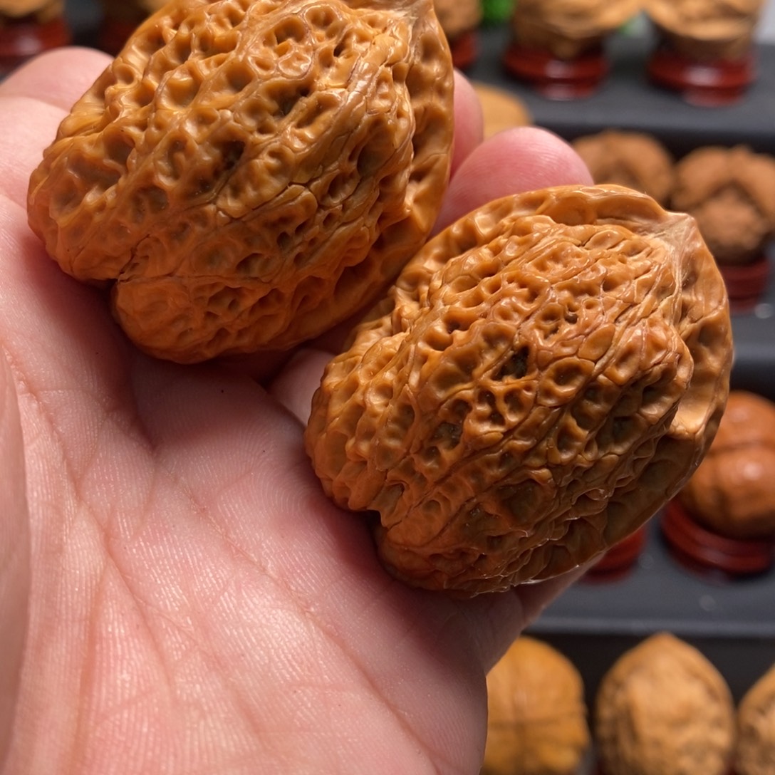 吊坠文玩核桃铁虎头45尺