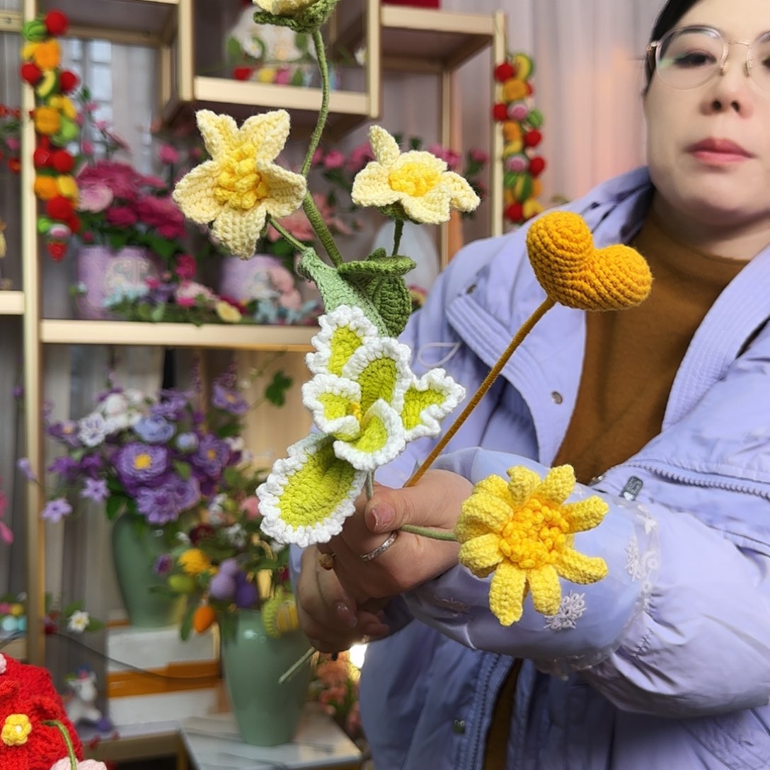 手工钩织设计花束