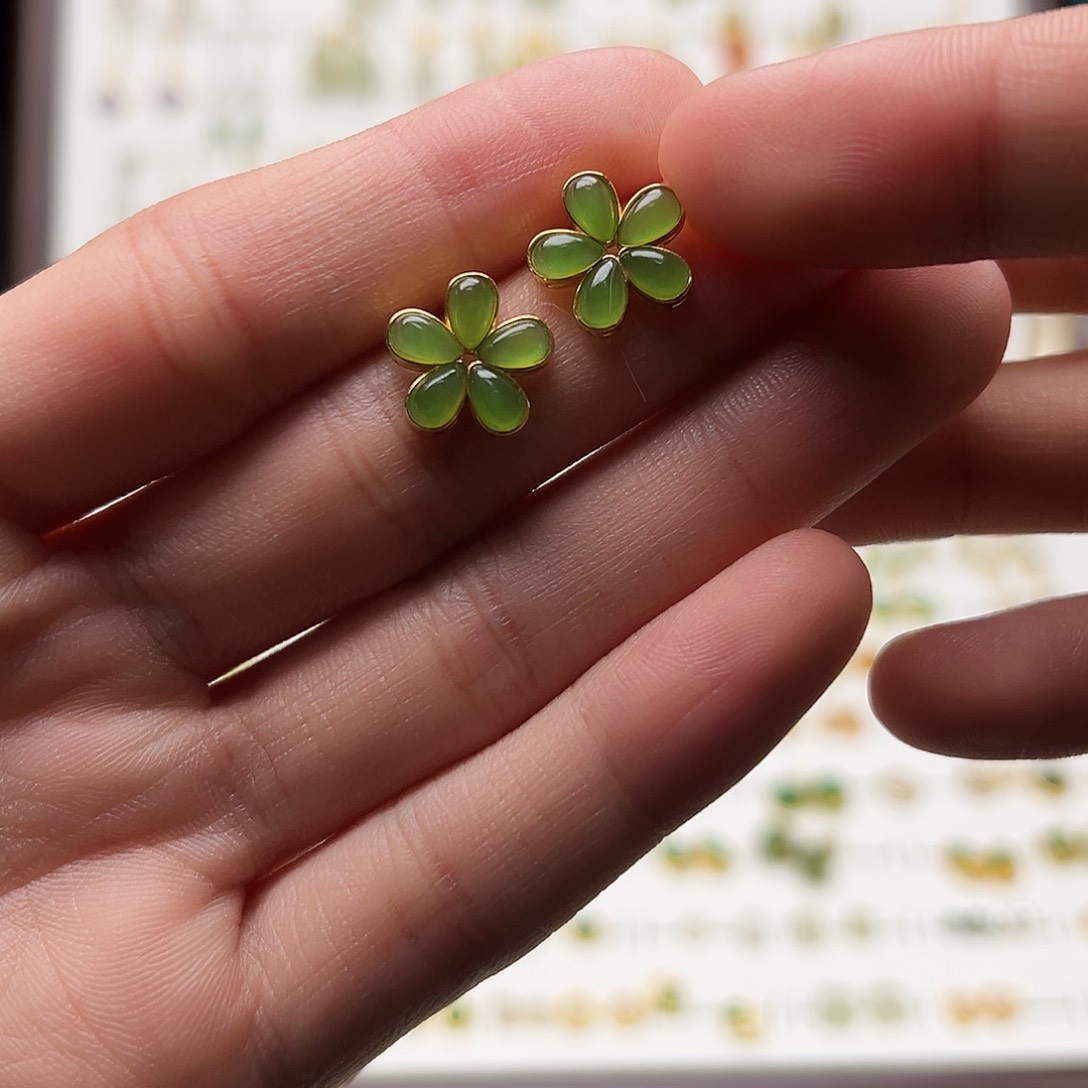 银S925镶嵌和田玉耳饰