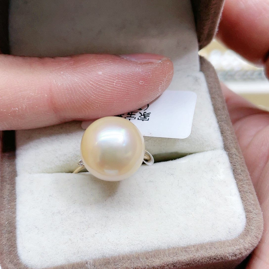 海水珍珠戒指18K金镶嵌