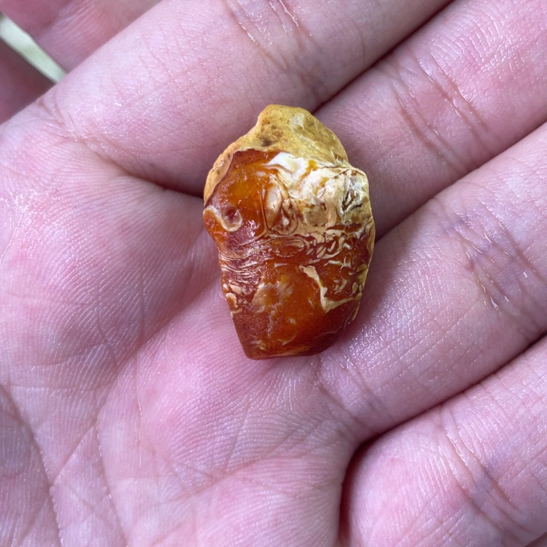 定制琥珀天然琥珀