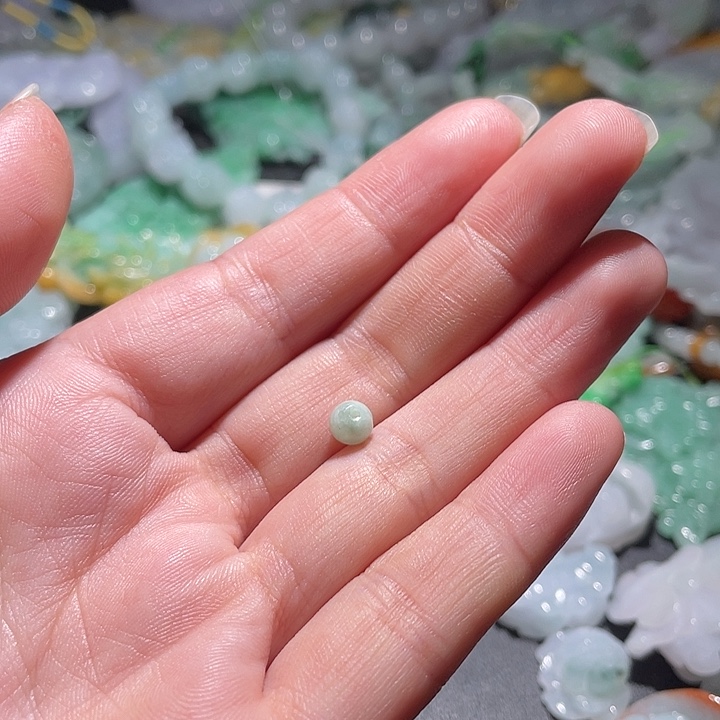 颈饰未镶嵌翡翠赛*天