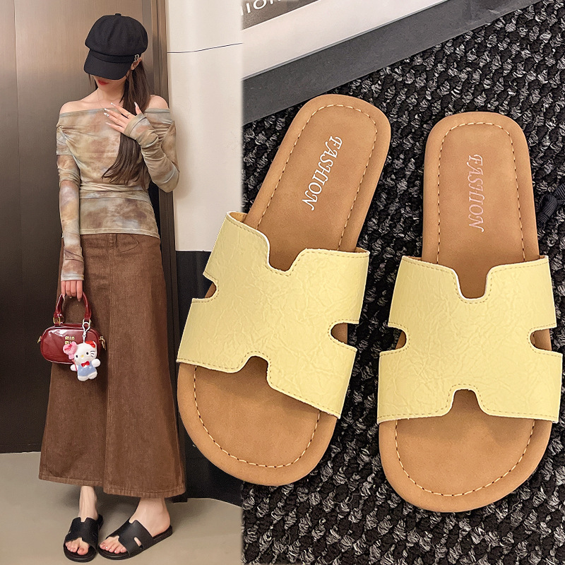 大码女鞋41-43复古平底一字拖鞋女夏外穿配裙子软底海边沙滩凉拖