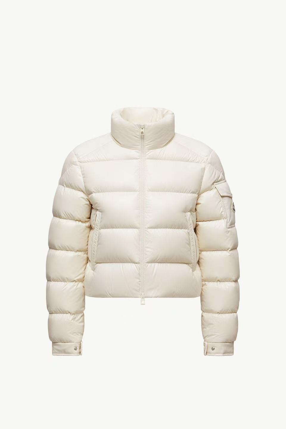 未使用 MONCLER 盟可睐25季新款短款女士羽绒服 Petra