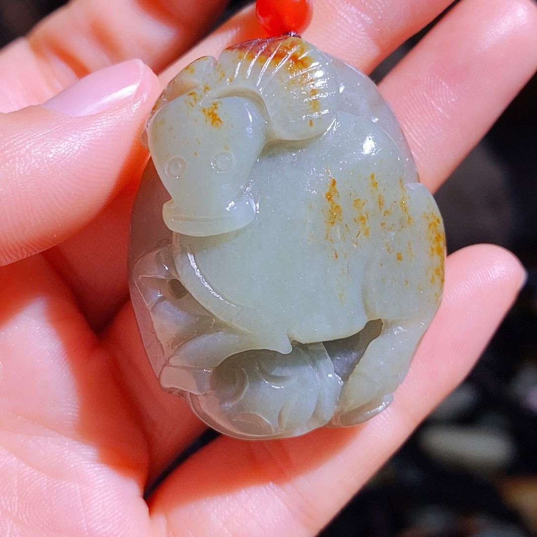 和田玉颈饰未镶嵌