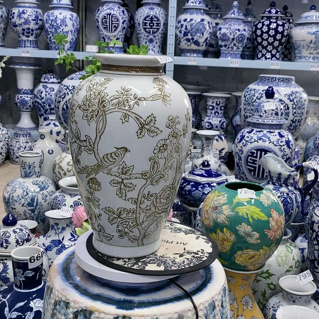 【闪购商品】摆件萝卜瓶瓷器器摆件………………