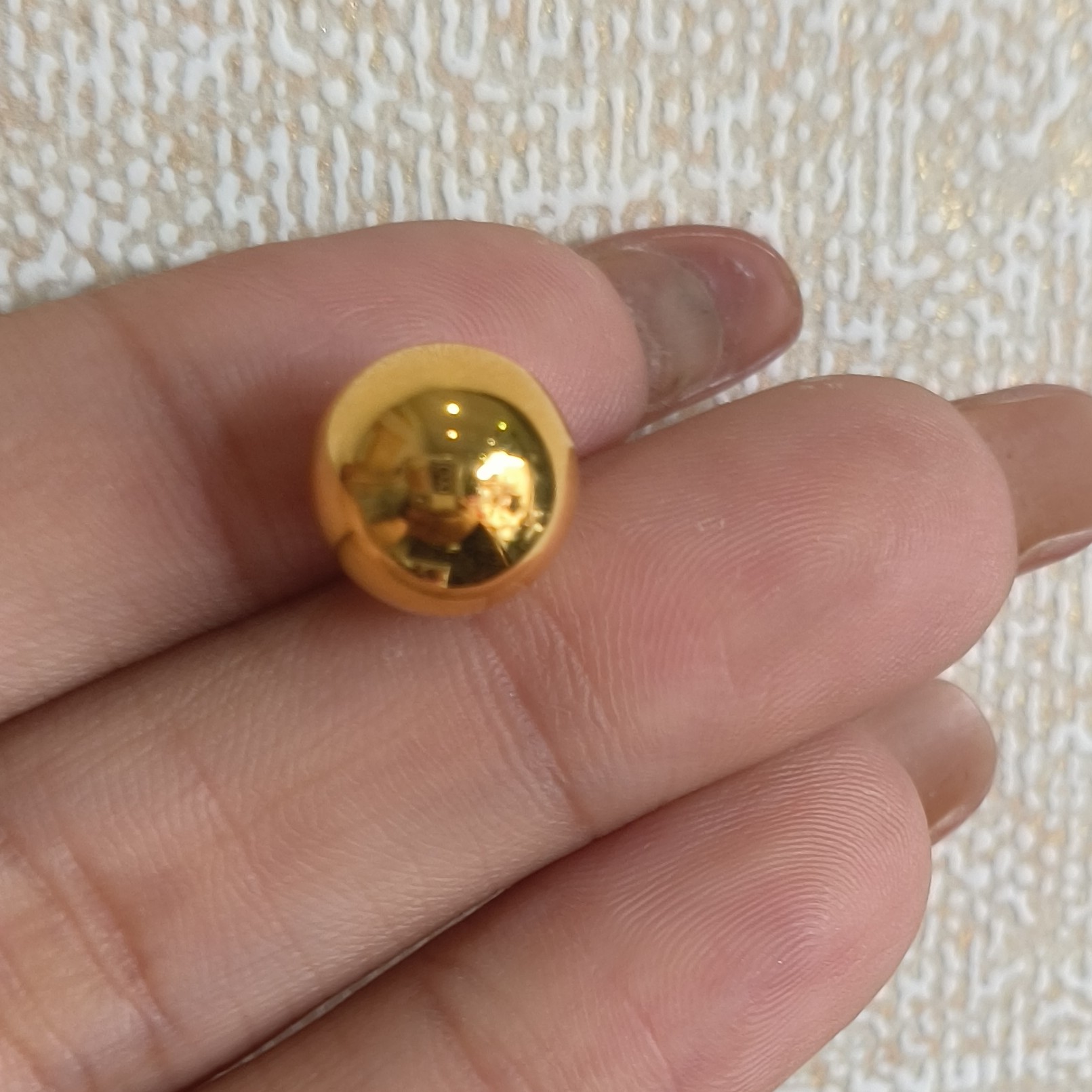 足金999卡10单只耳钉0.57