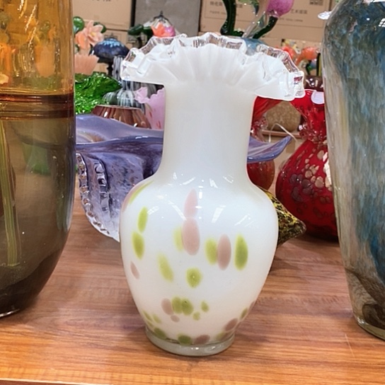 琉璃花瓶高23厘米口径6厘米