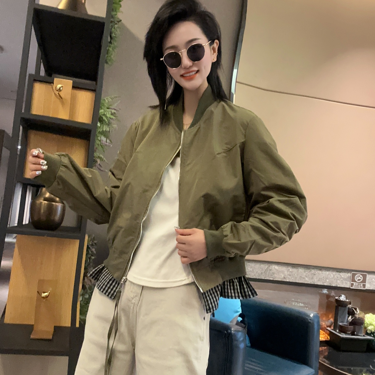 【品质】秋季新款拼接拉链运动休闲遮肉显瘦减龄款3621