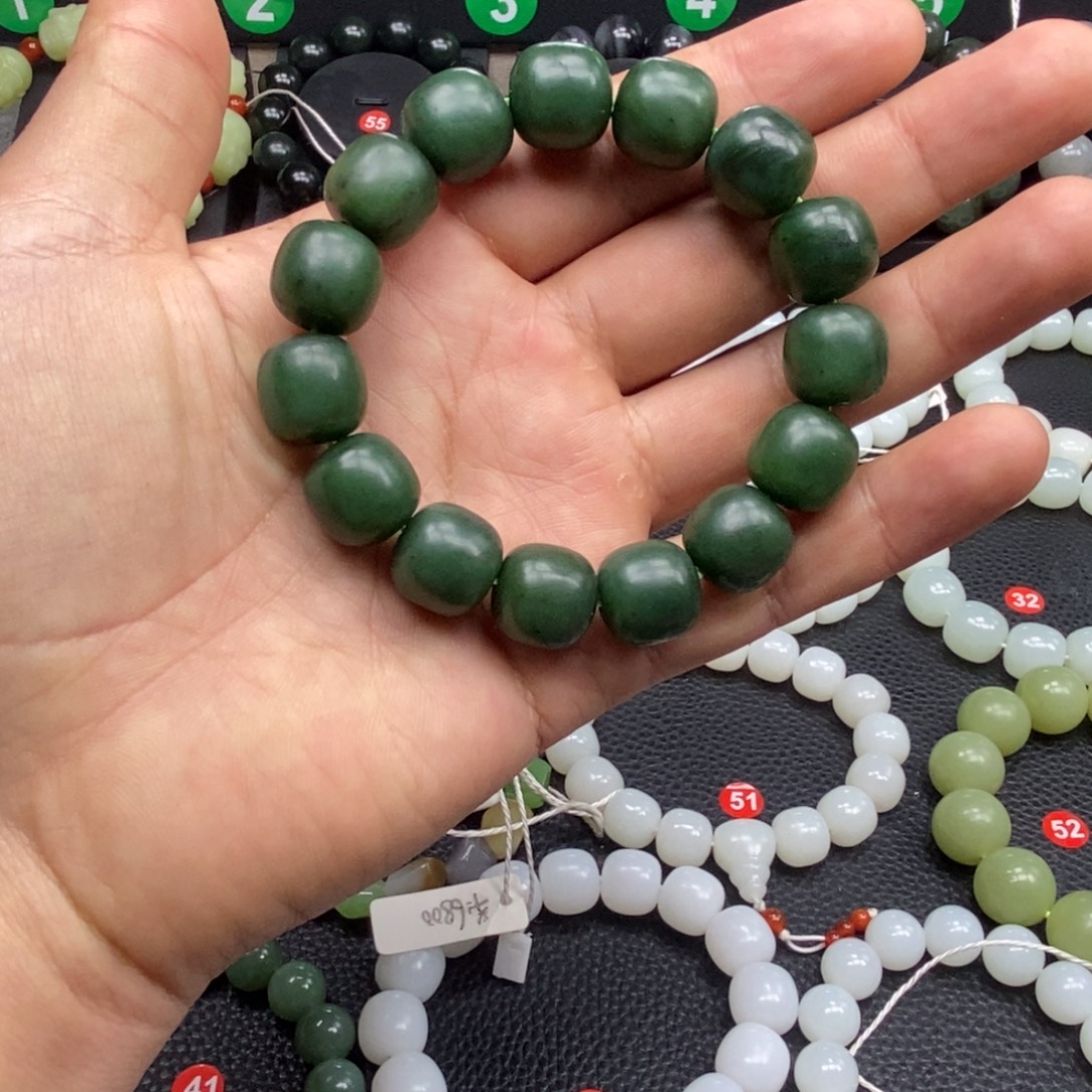 和田玉未镶嵌手链