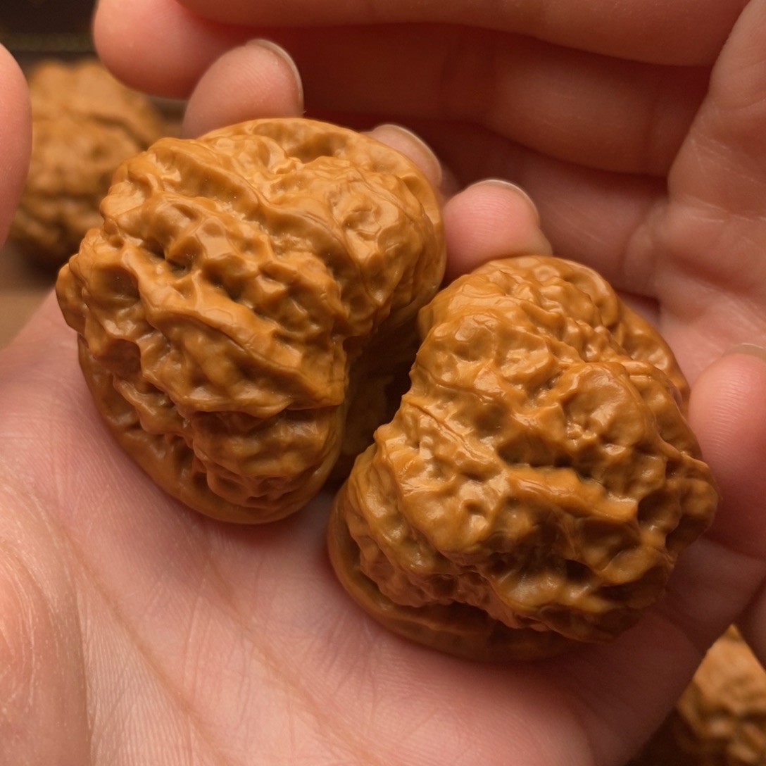 文玩核桃把件边41左右