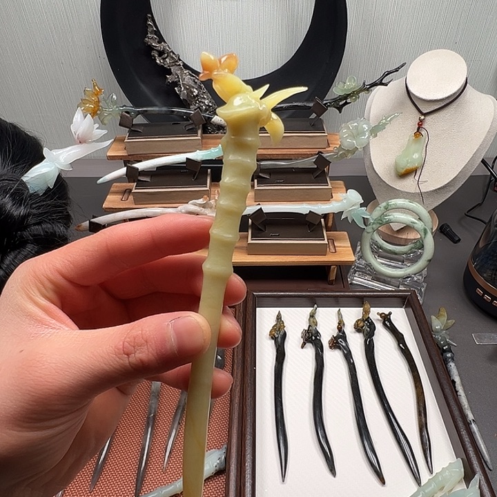 蛇纹石玉未镶嵌发簪