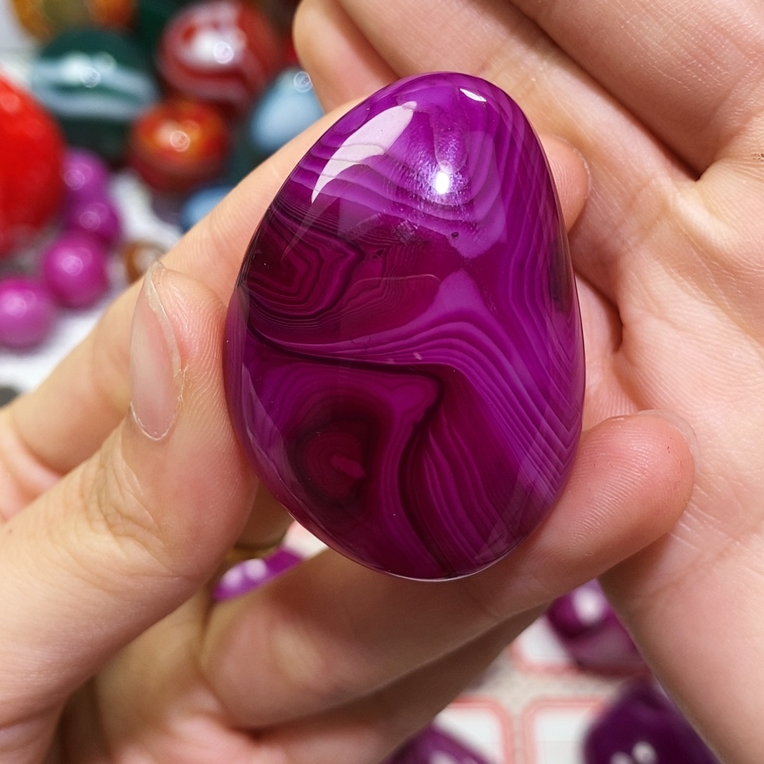 按***师玛瑙/玉髓未镶嵌珠宝奇石