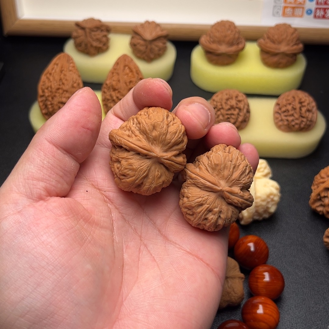 @***.文玩核桃把件元宝