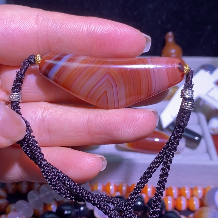 玛瑙/玉髓未镶嵌颈饰