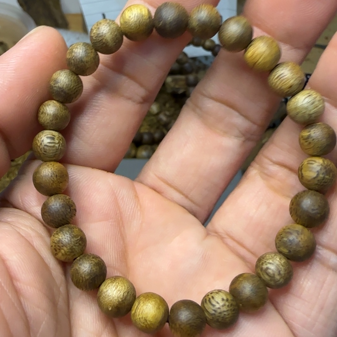 沉香碎屑沉香女士款0.7