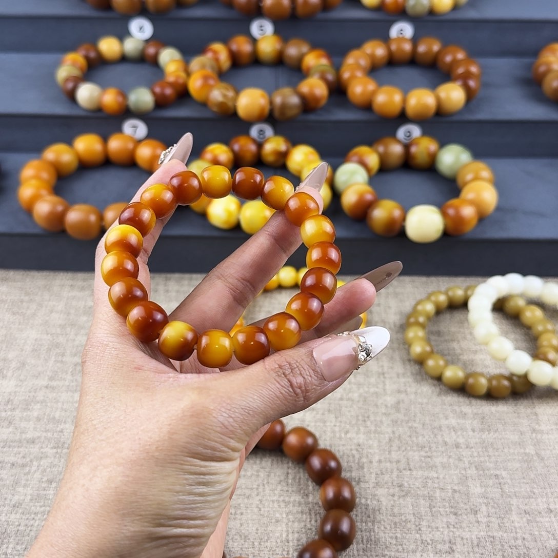 菩提根/象牙果吊坠吴**。