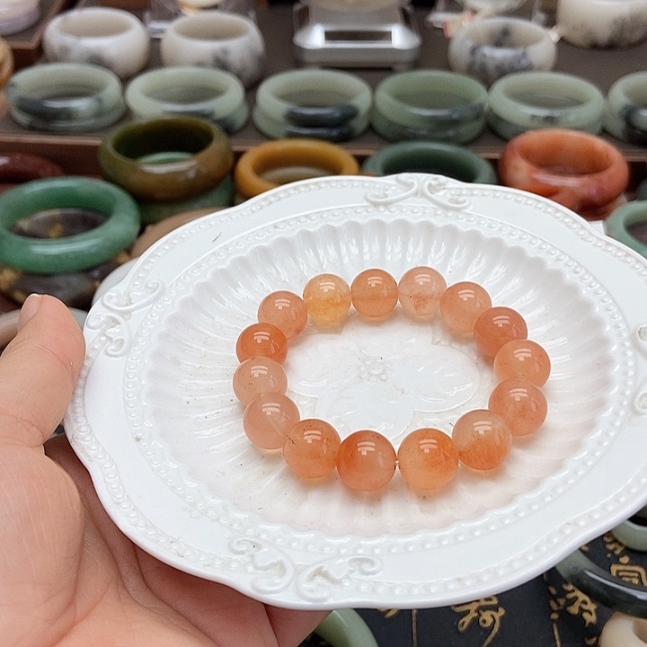 石英质玉未镶嵌手镯