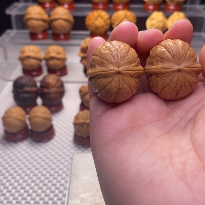 文玩核桃把件老***们555西瓜球