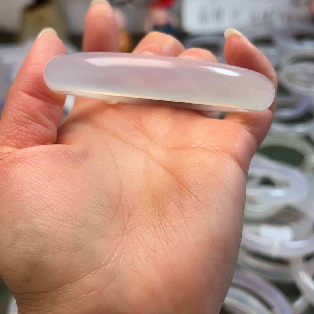 ¹***₅玛瑙/玉髓未镶嵌手镯